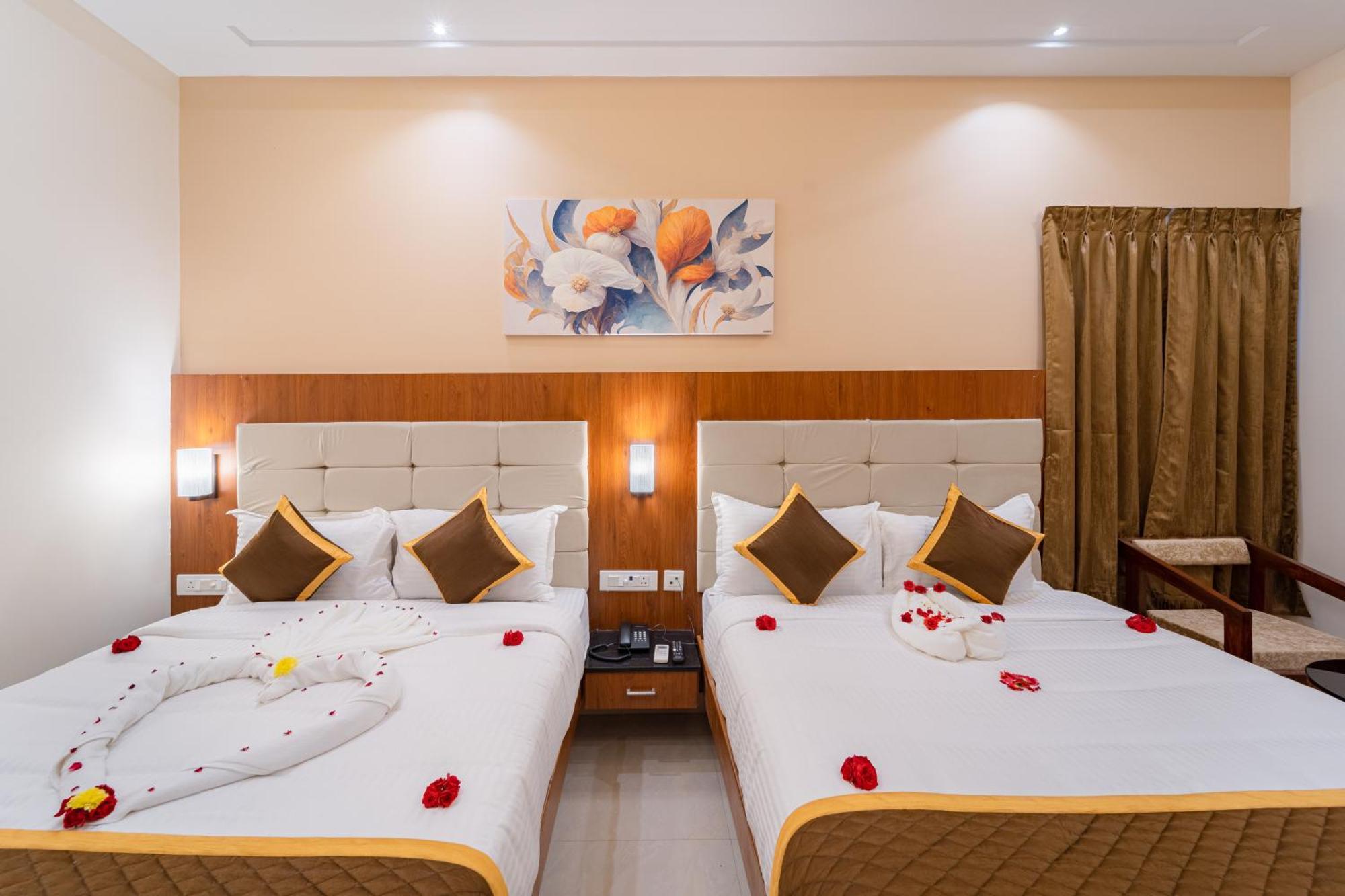 Welcome Grand Residency Пондичерри Экстерьер фото