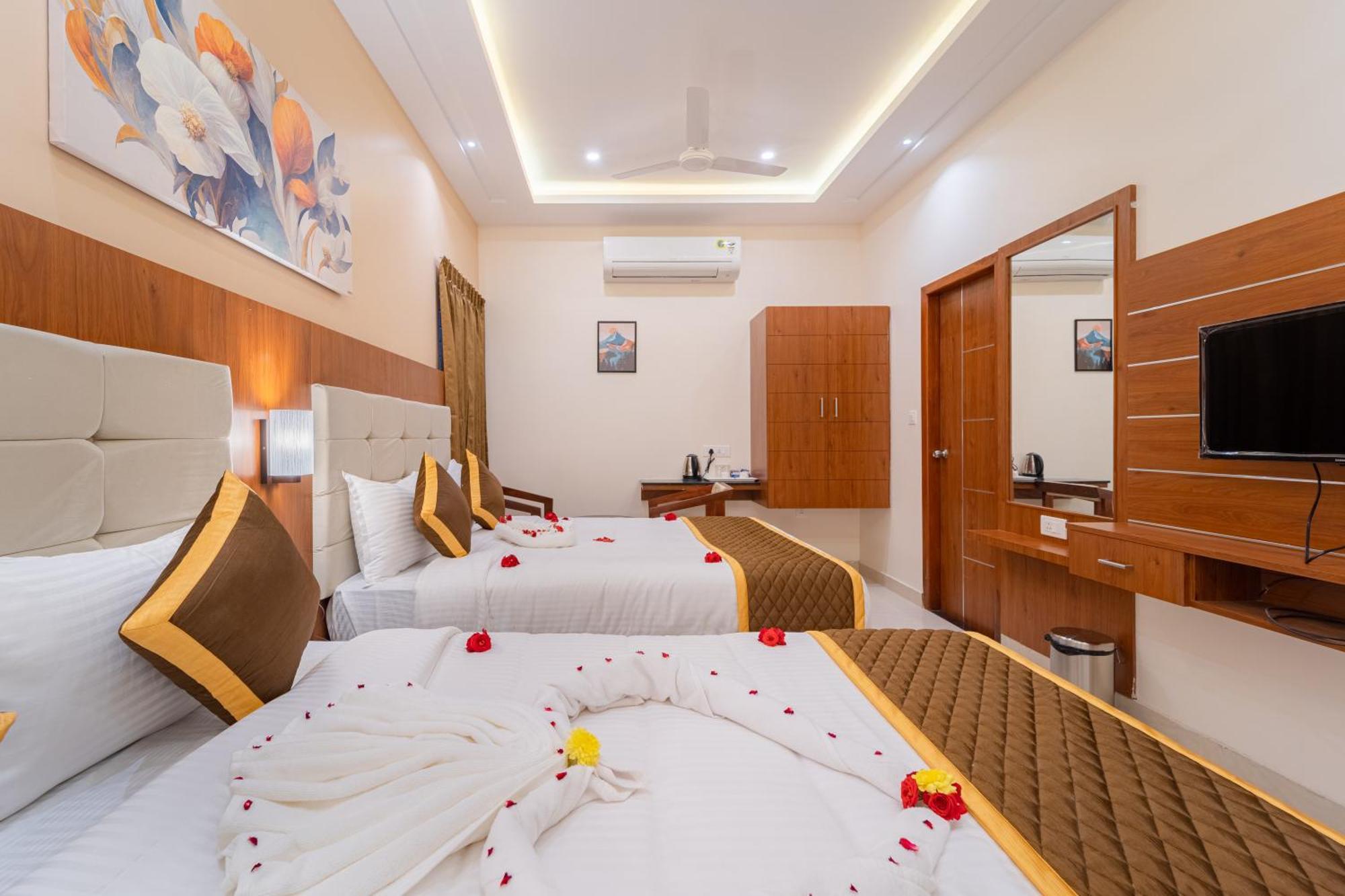 Welcome Grand Residency Пондичерри Экстерьер фото