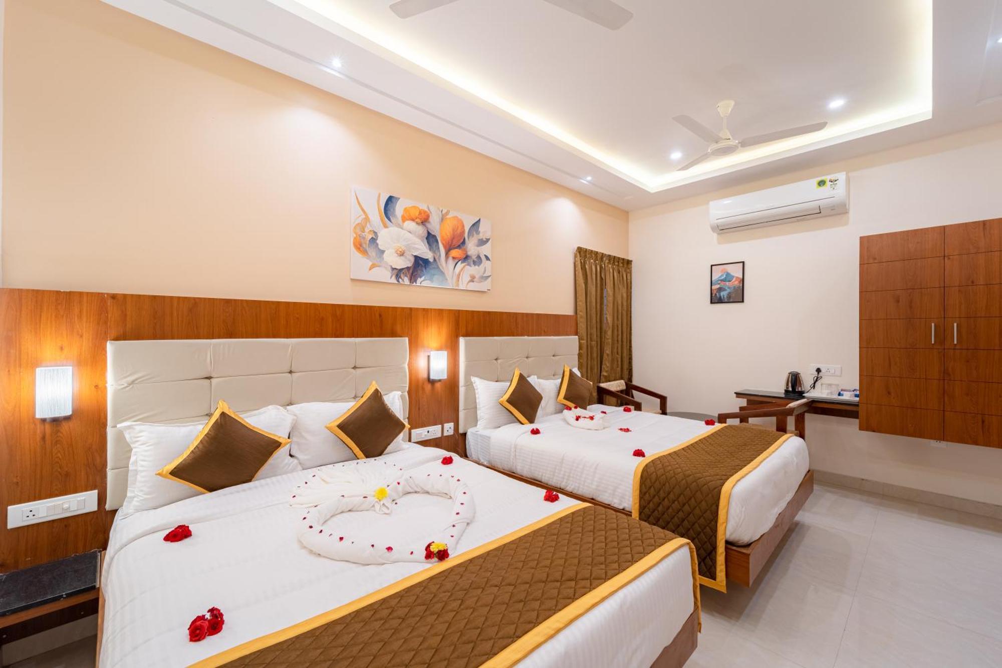 Welcome Grand Residency Пондичерри Экстерьер фото