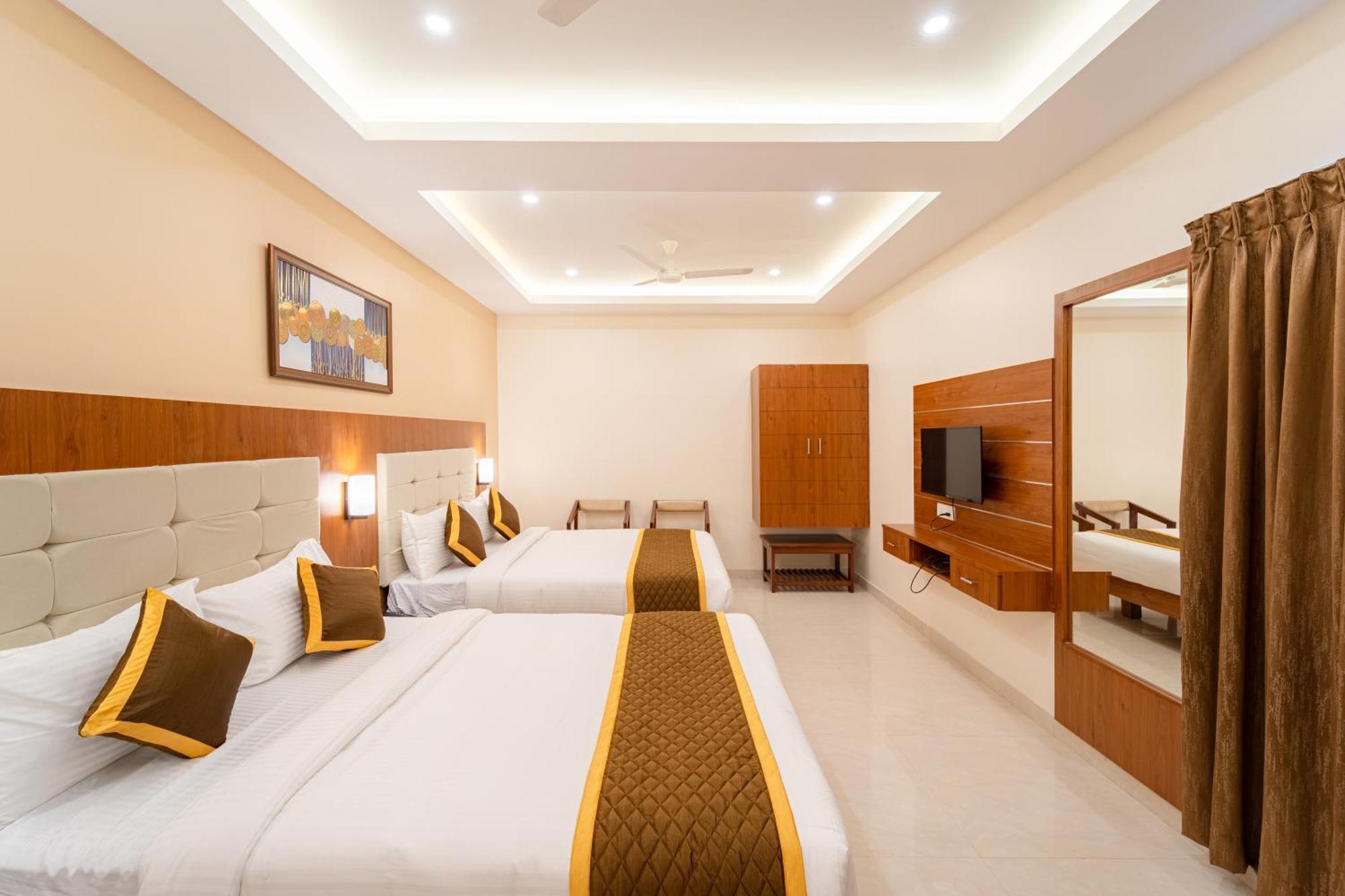 Welcome Grand Residency Пондичерри Экстерьер фото