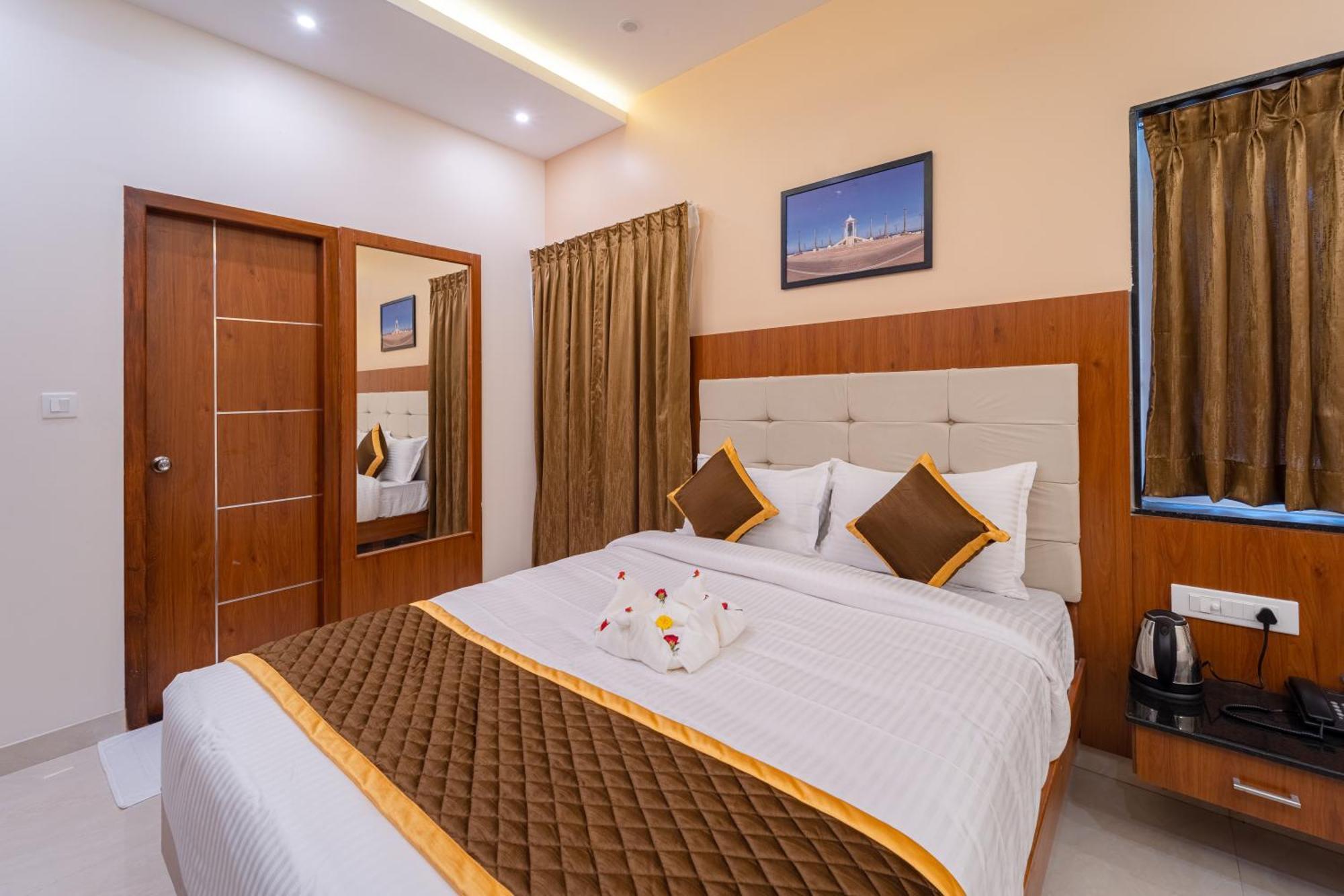 Welcome Grand Residency Пондичерри Экстерьер фото