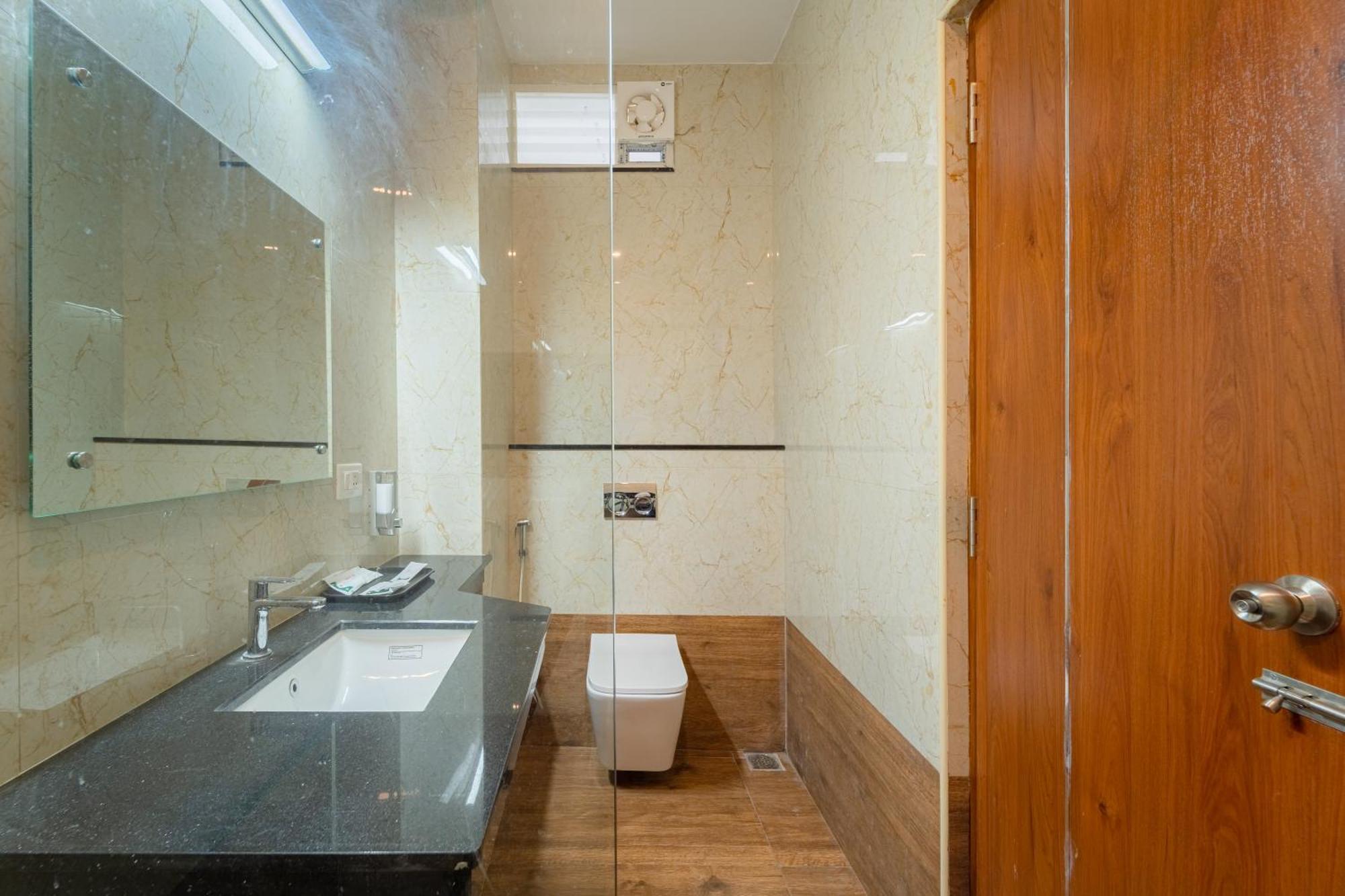 Welcome Grand Residency Пондичерри Экстерьер фото