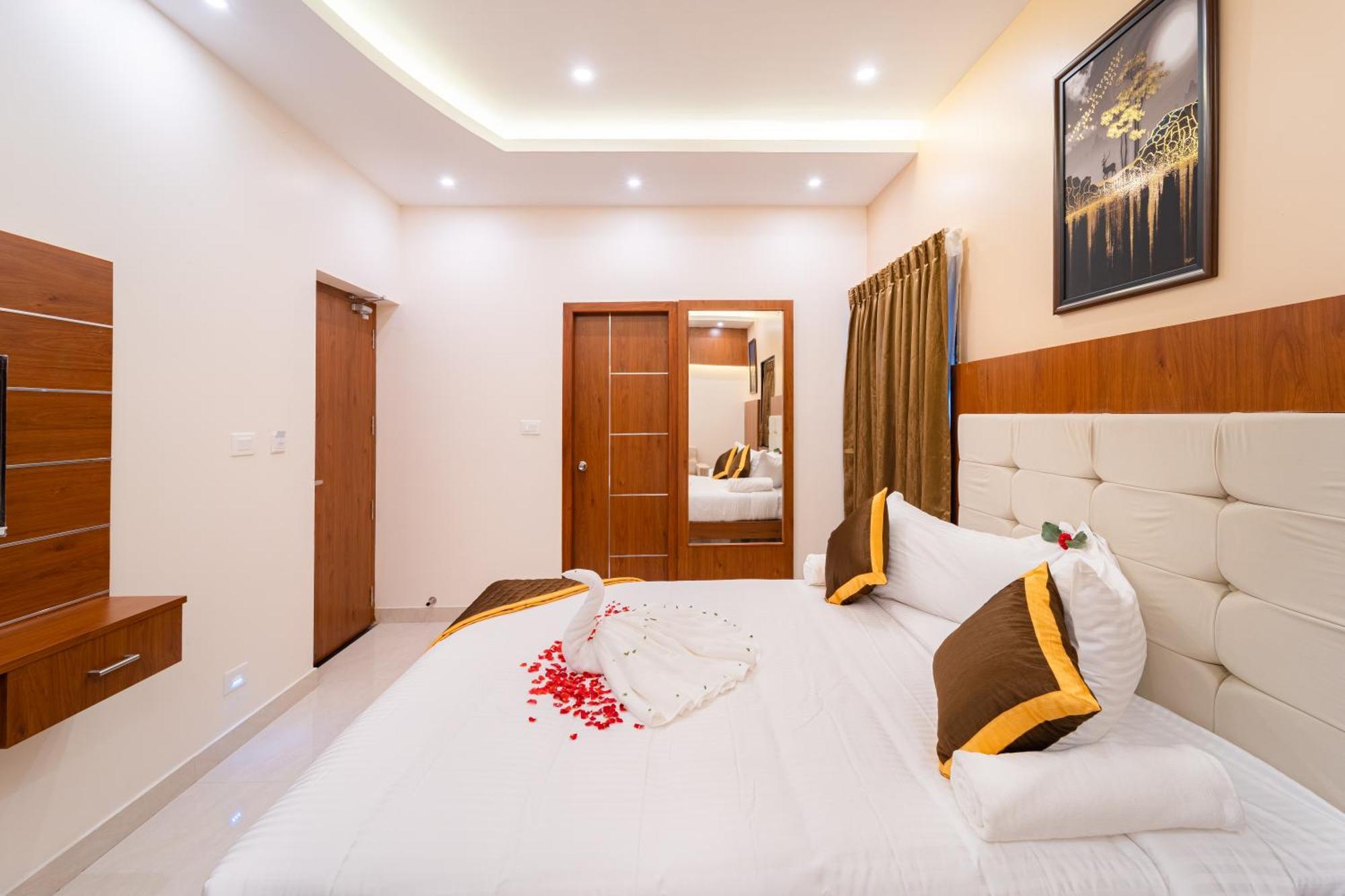 Welcome Grand Residency Пондичерри Экстерьер фото