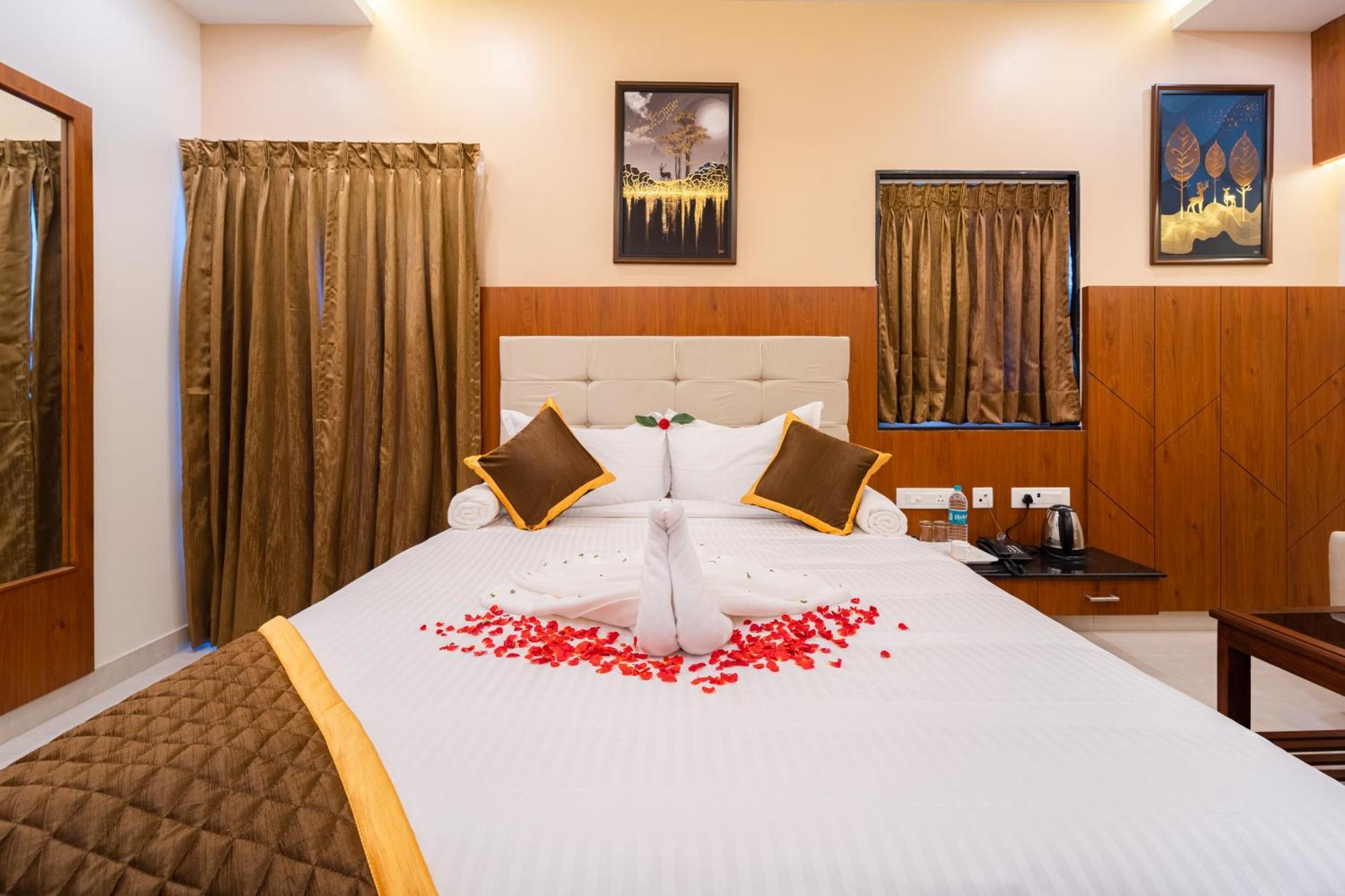 Welcome Grand Residency Пондичерри Экстерьер фото