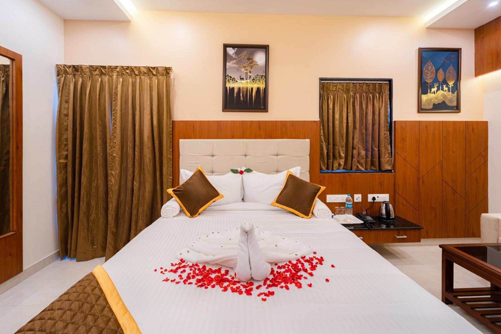 Welcome Grand Residency Пондичерри Экстерьер фото